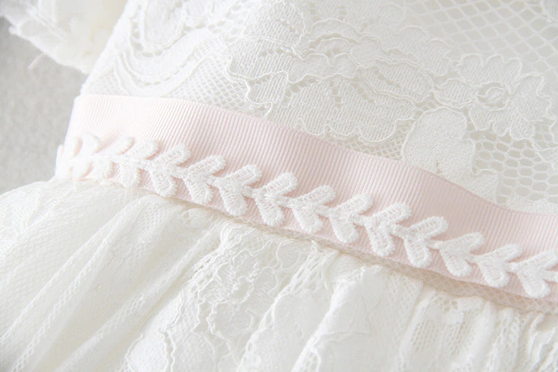 Short sleeve vintage lace gown set