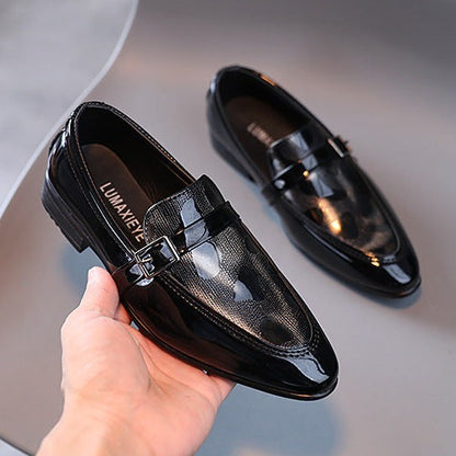 Black patent slip-on shoes with gold reflective